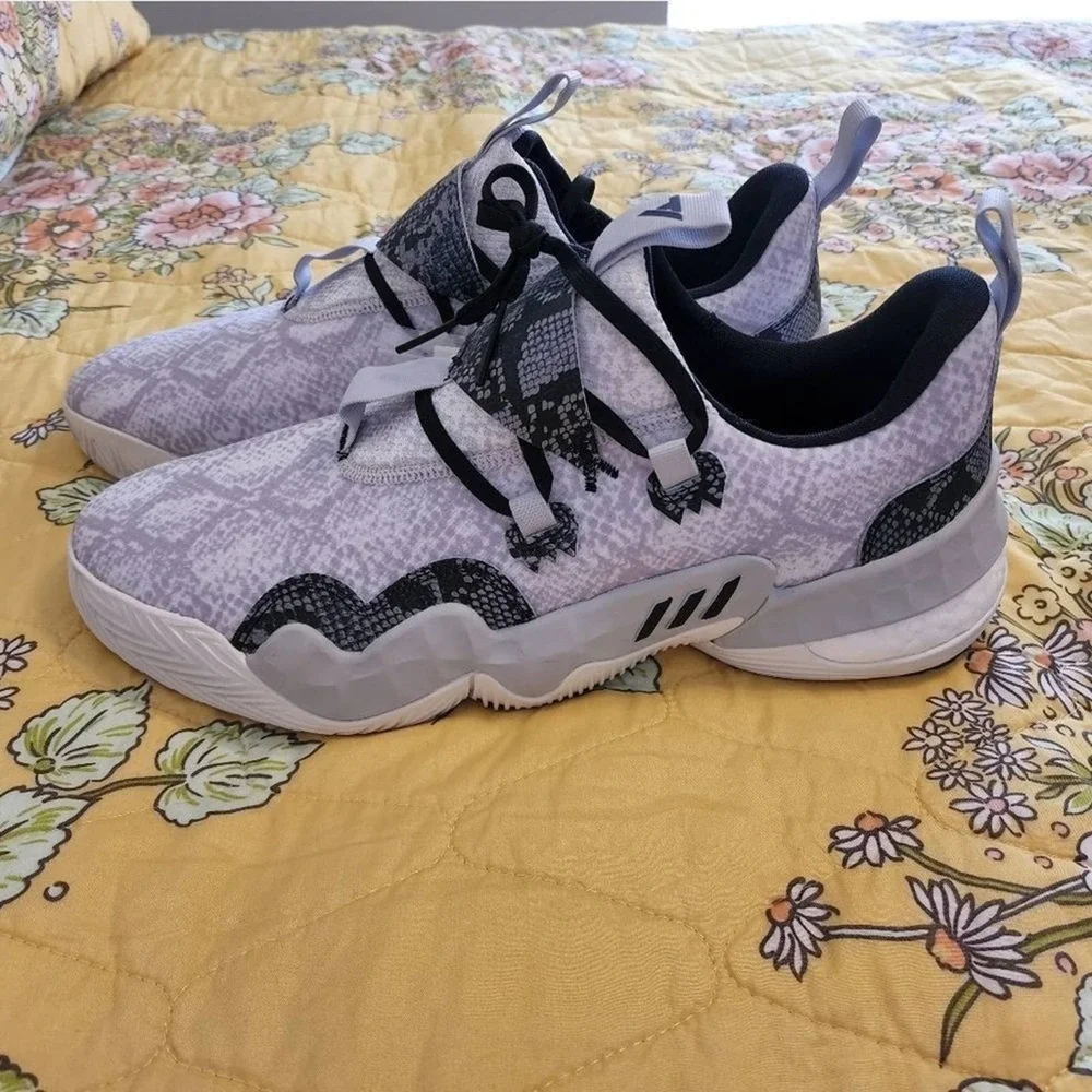 Adidas TRAE YOUNG 1 SHOES basketball‎ active athletic shoes men's size 16 new!!!